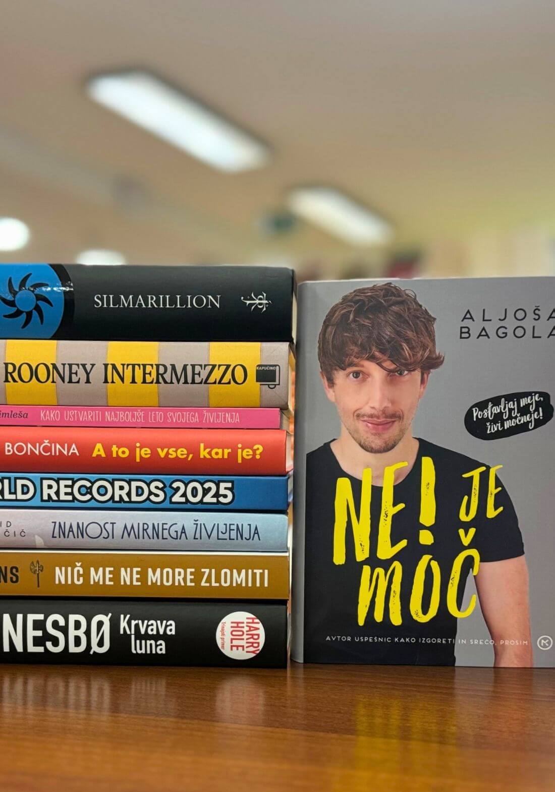 Lestvica najbolj prodajanih knjig za odrasle